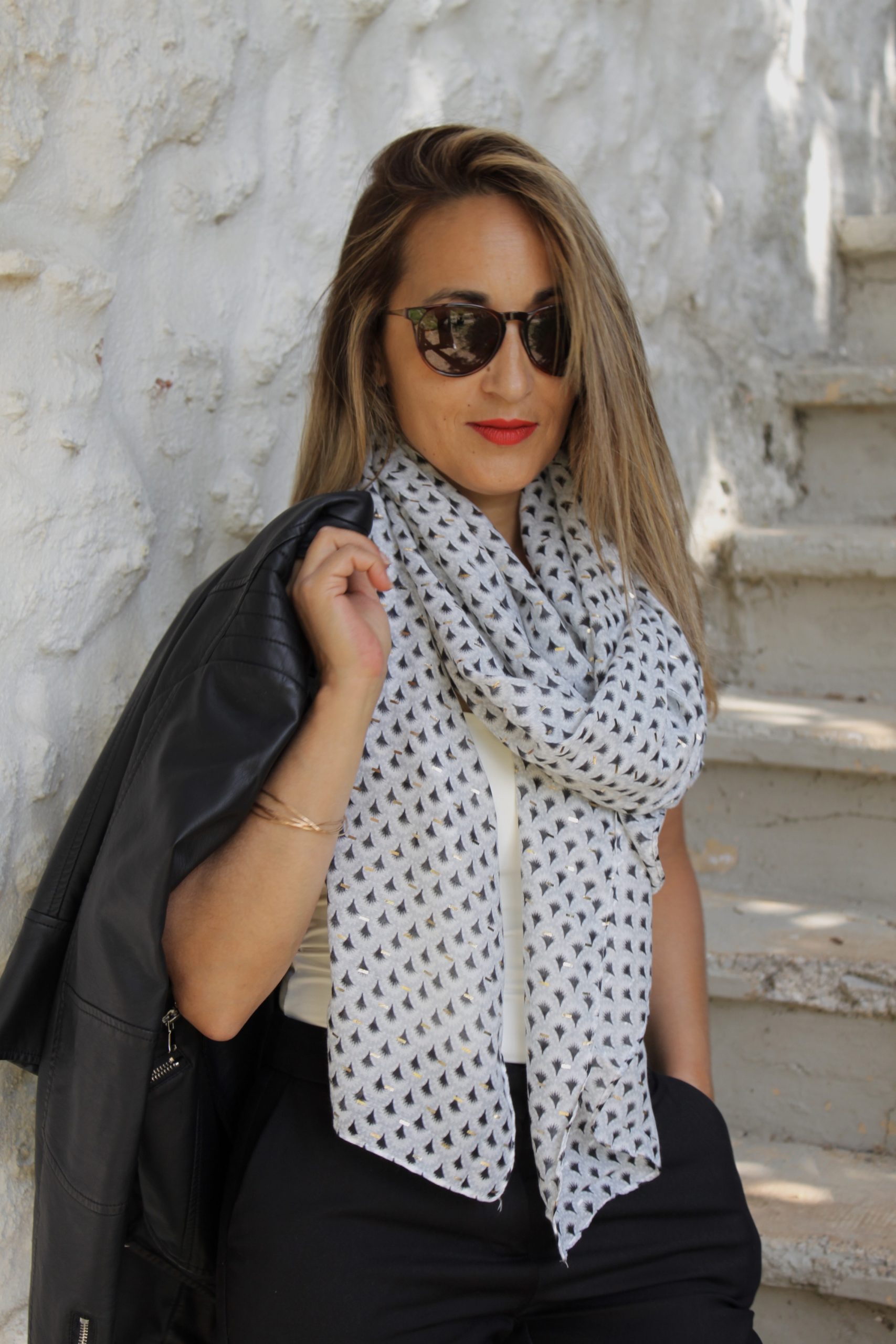 passion-foulard-moscou-noir-blanc